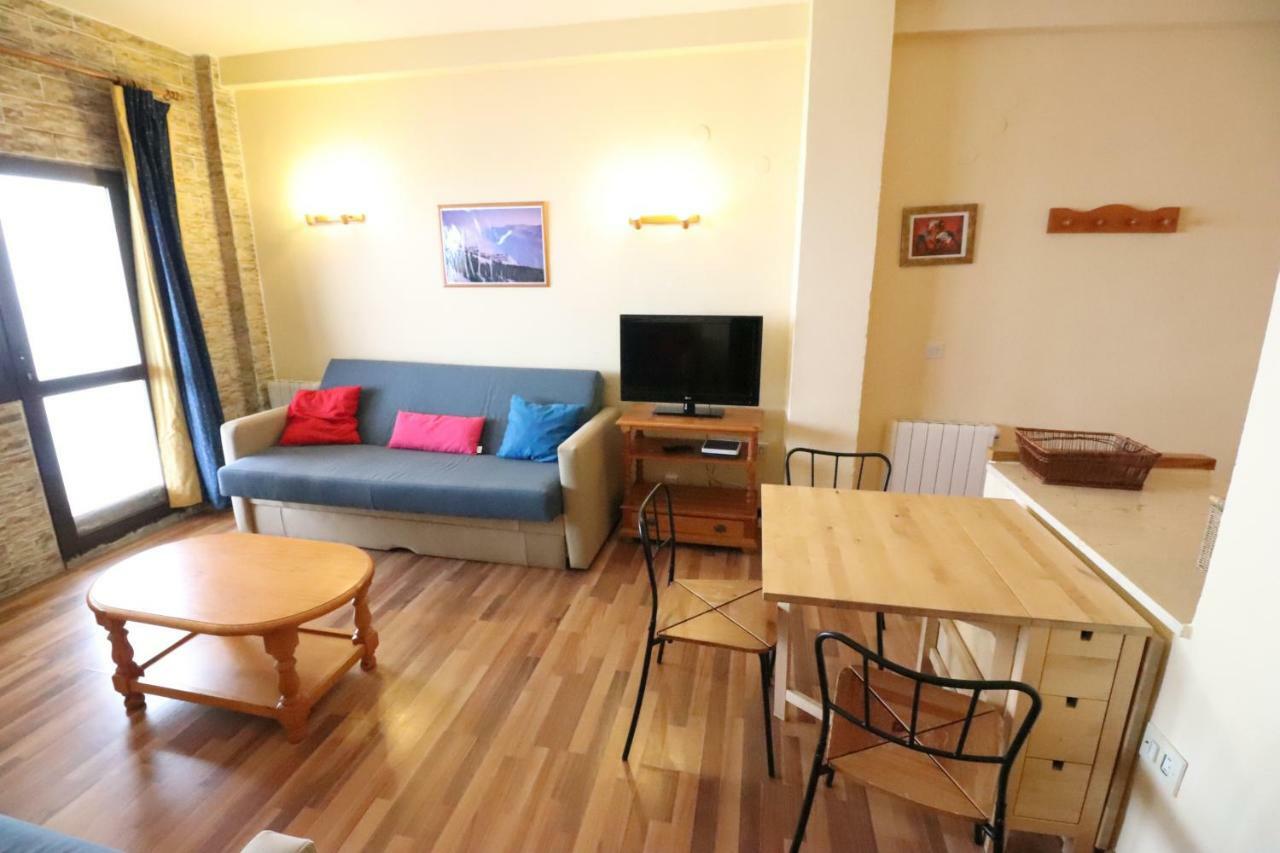 Edificio San Bernardo Apartment เซียร์ราเนบาดา ภายนอก รูปภาพ